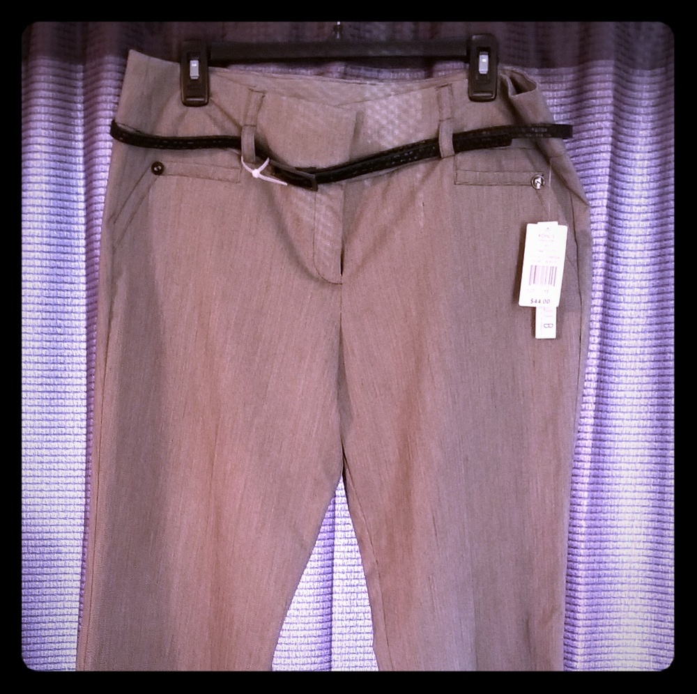 Womans Blk/Cream color Slacks